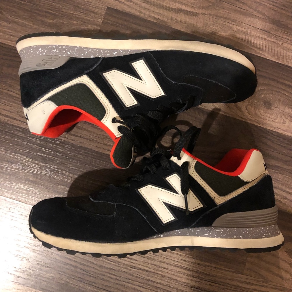 New Balance 574 classics, black, size 9.5